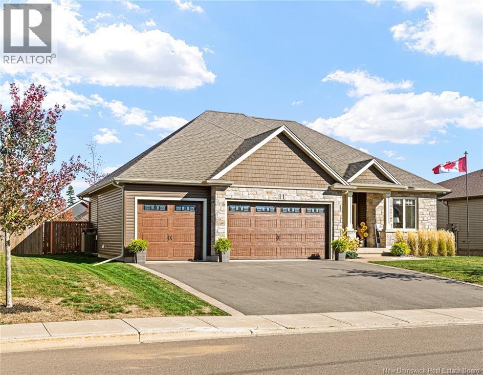 11 Rosebank Crescent - 1