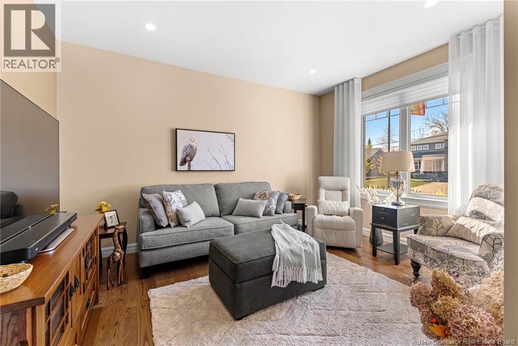 11 Rosebank Crescent - 7