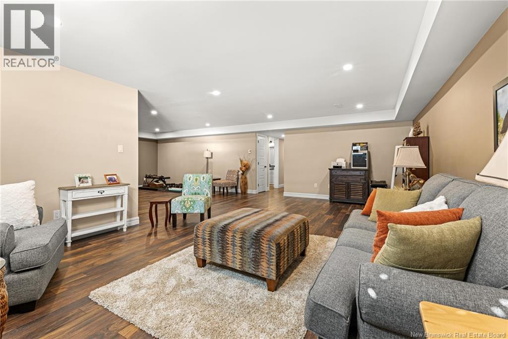 11 Rosebank Crescent - 30
