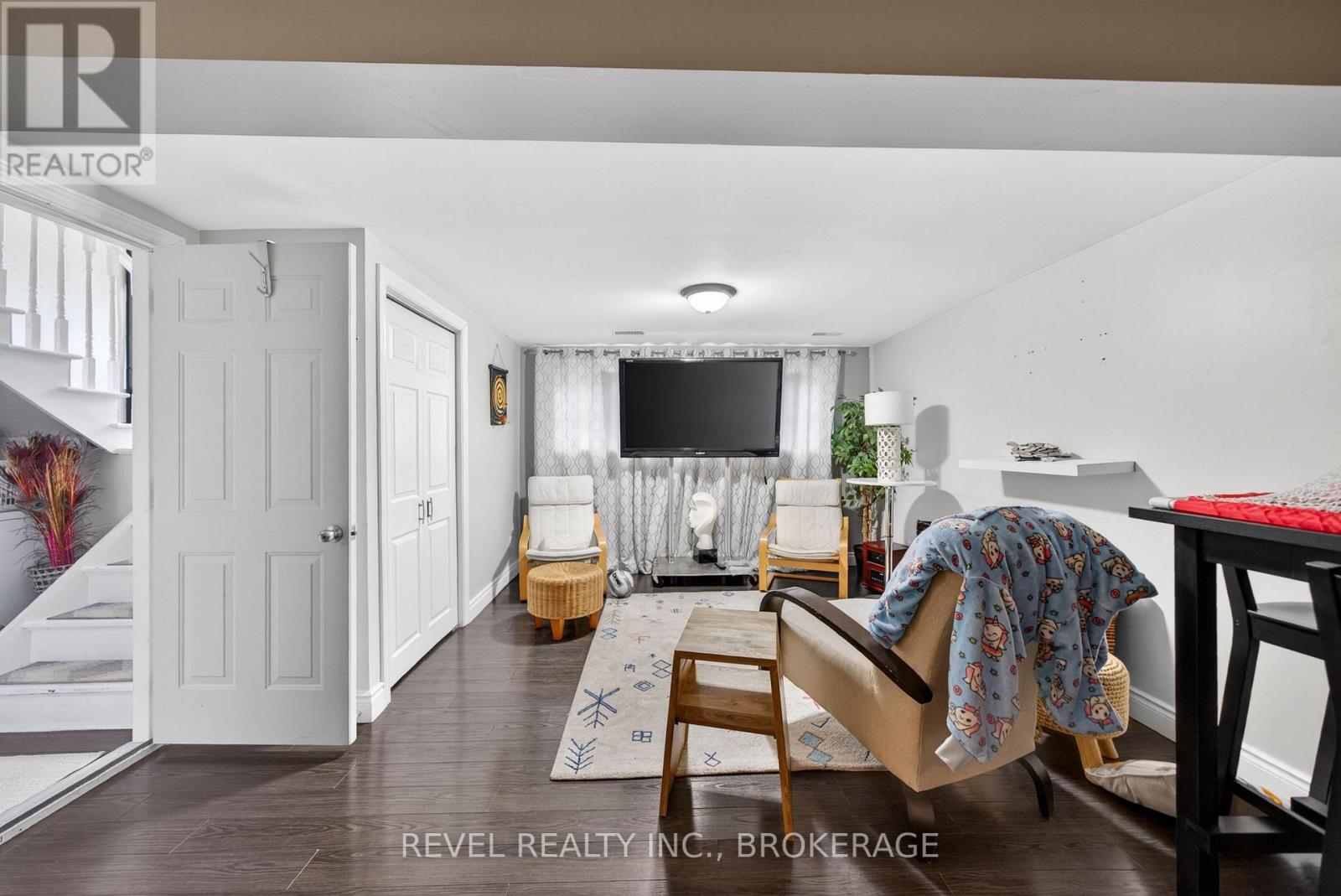 694 HIGH GATE PARK DRIVE - 22