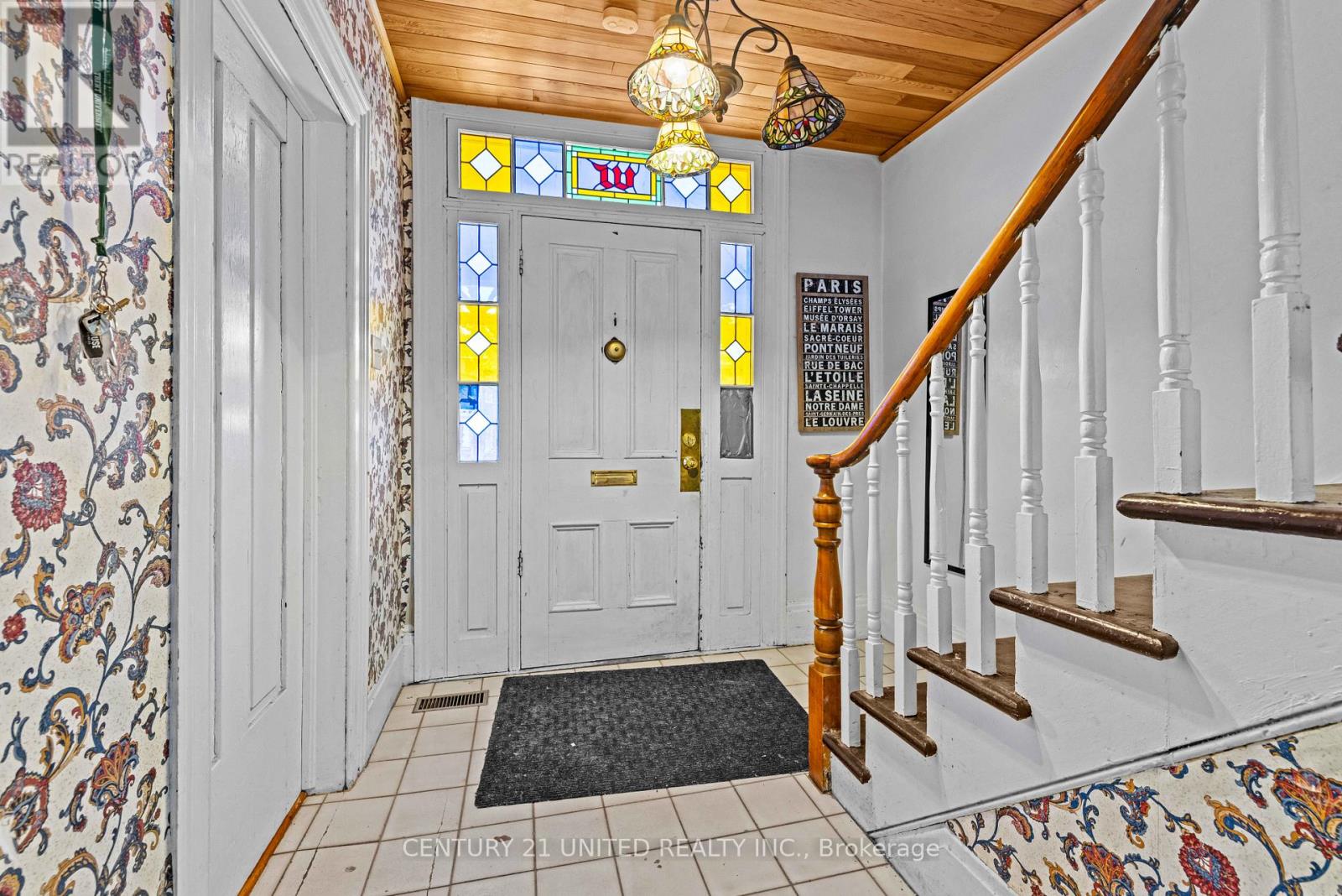 667 GEORGE STREET N - 3