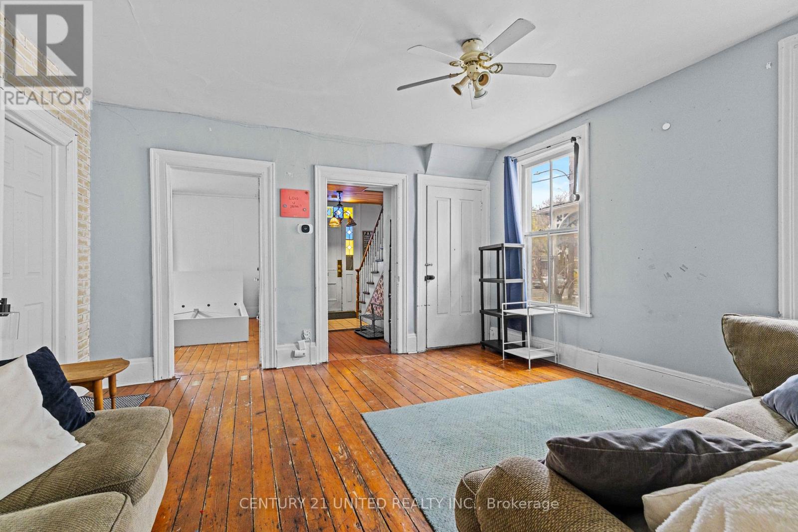 667 GEORGE STREET N - 4