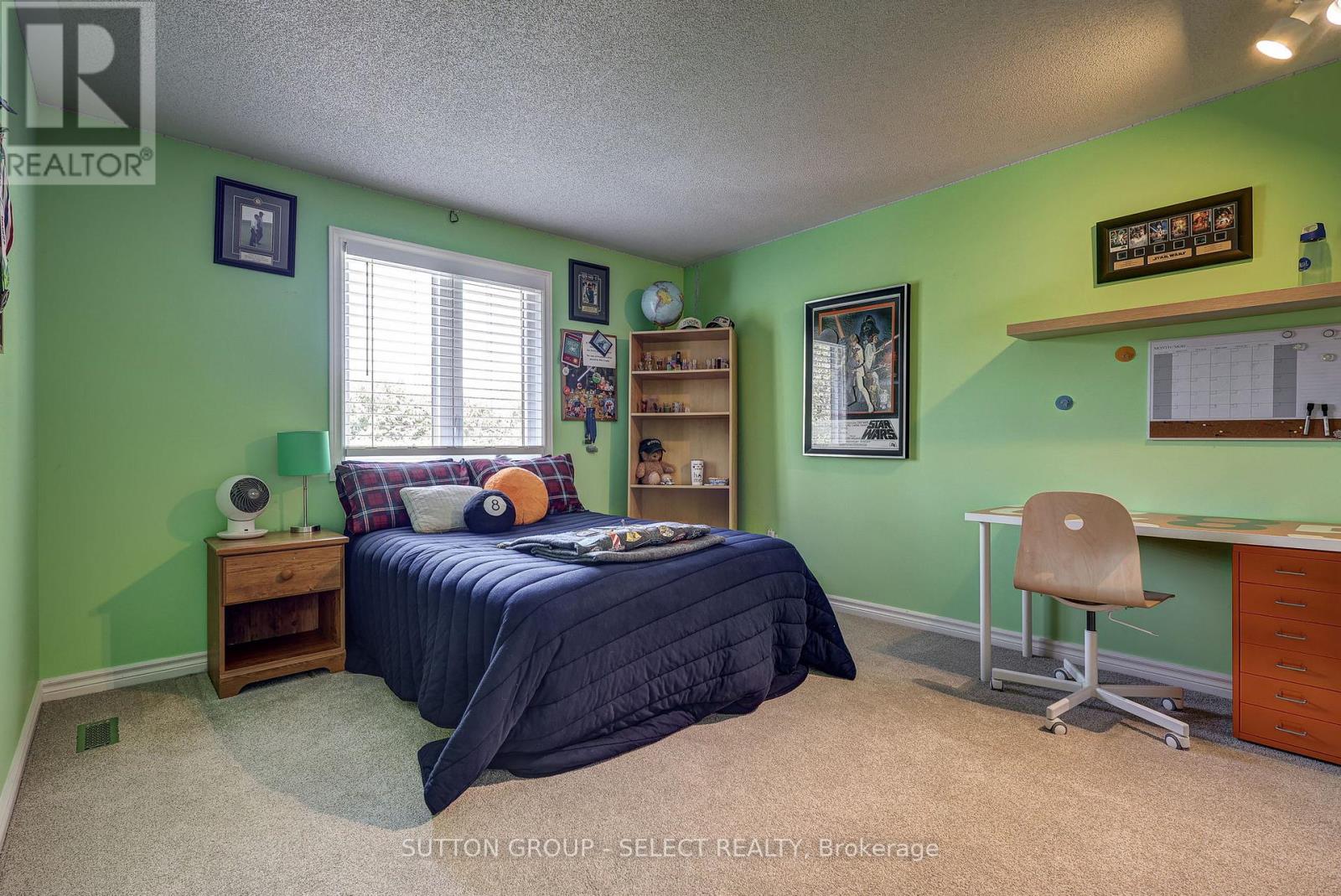 94 CARRIAGE HILL DRIVE - 20