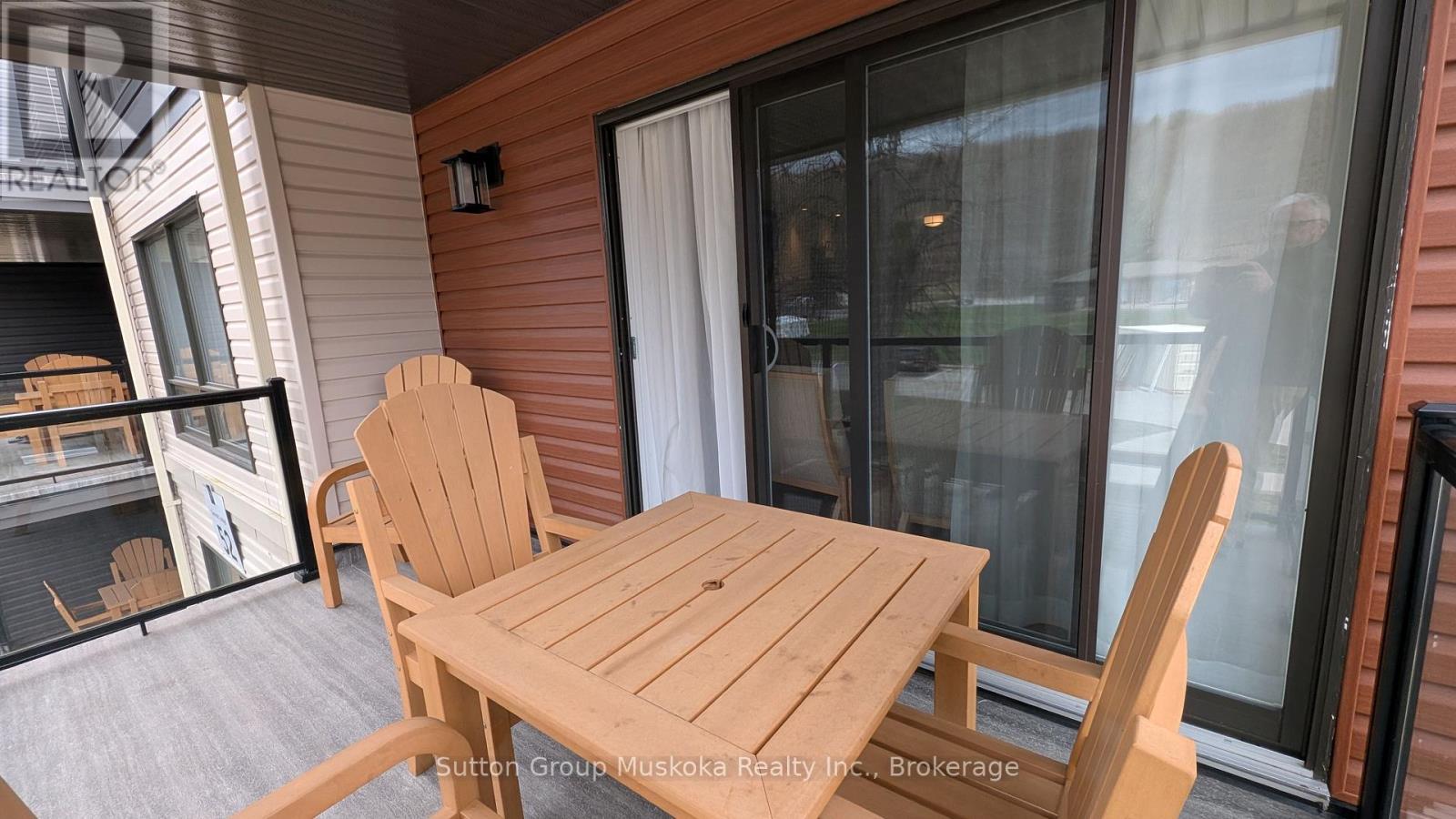 #52-207 1235 DEERHURST DRIVE - 3
