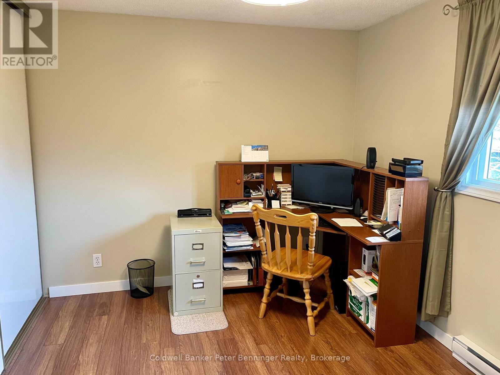 1038 WELLINGTON STREET - 21