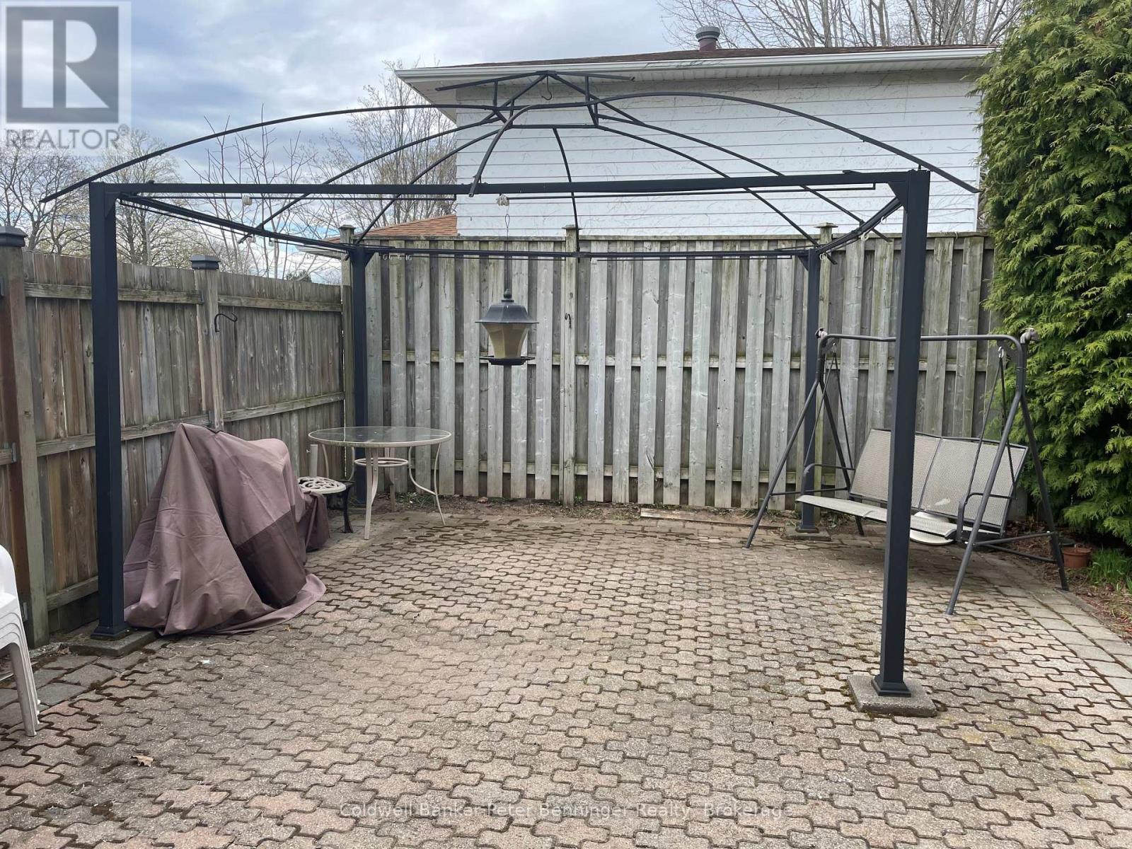1038 WELLINGTON STREET - 29