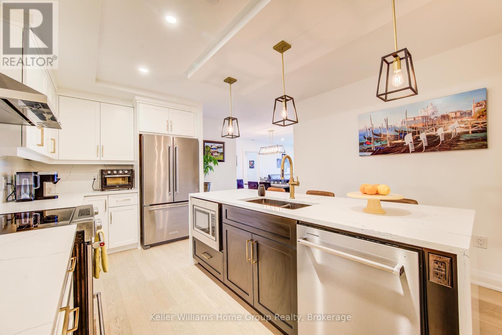 #1201 71 WYNDHAM STREET S - 13