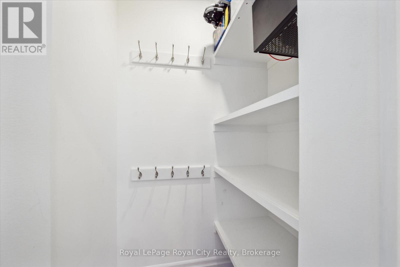 #202 & 206 12 BIGWIN ISLAND - Image 9