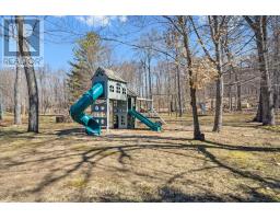 202 & 206 - 12 Bigwin Island, Lake Of Bays, ON P0B1A0 Photo 36