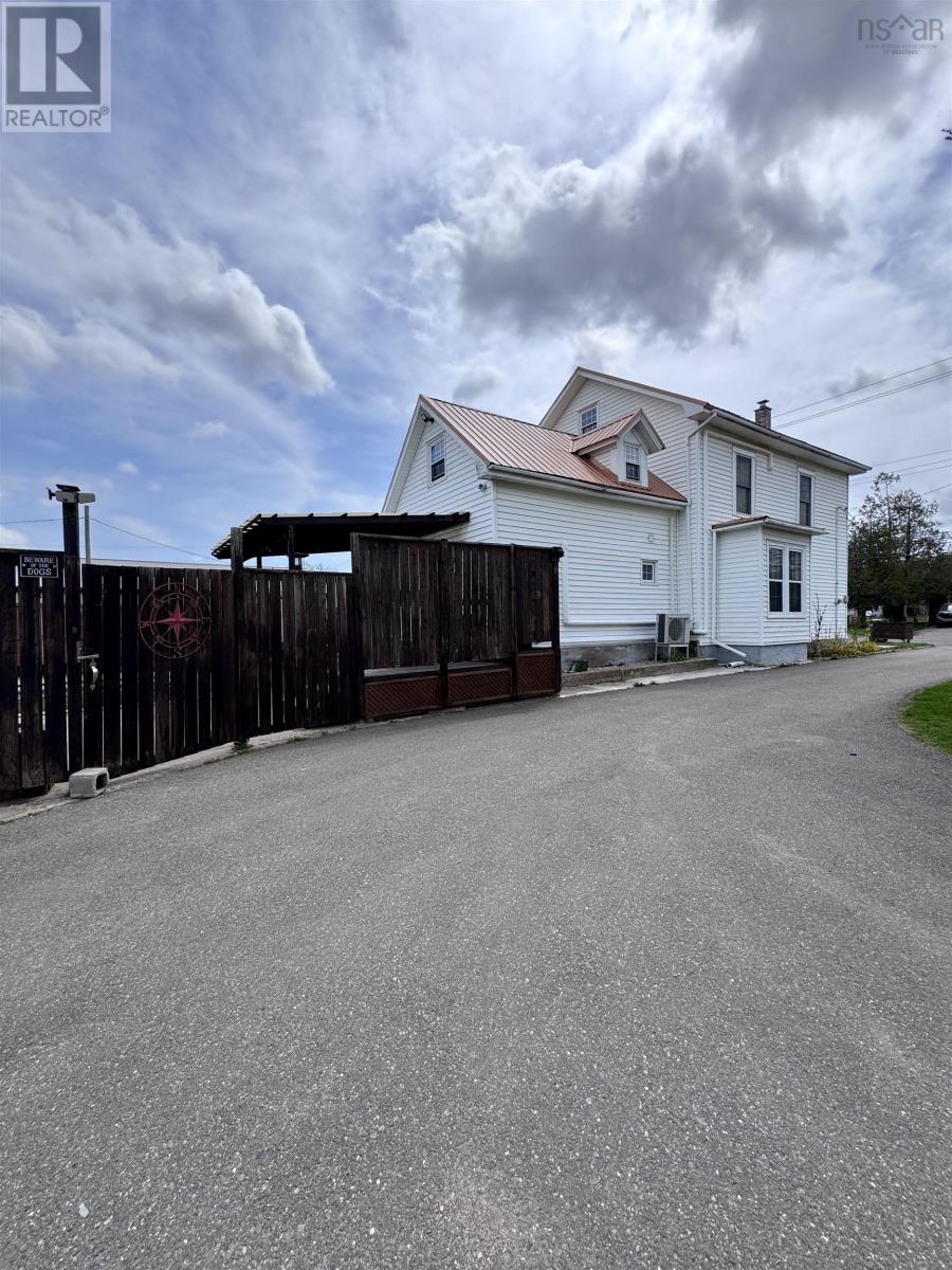 Property 2 of 25 of 218 Main Street