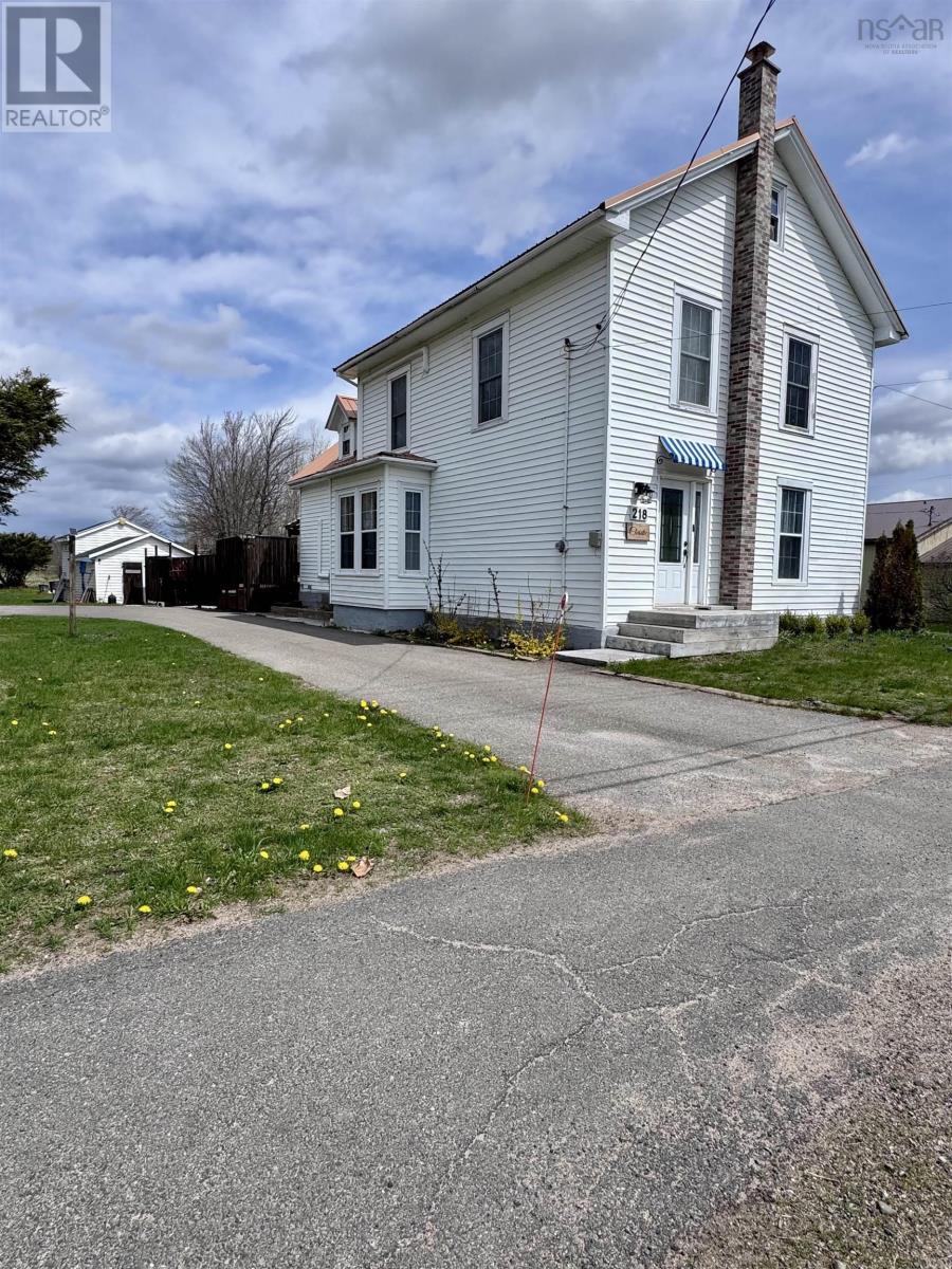 Property 4 of 25 of 218 Main Street