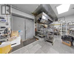 827 Somerset Street W, Ottawa, ON K1R6R4 Photo 18