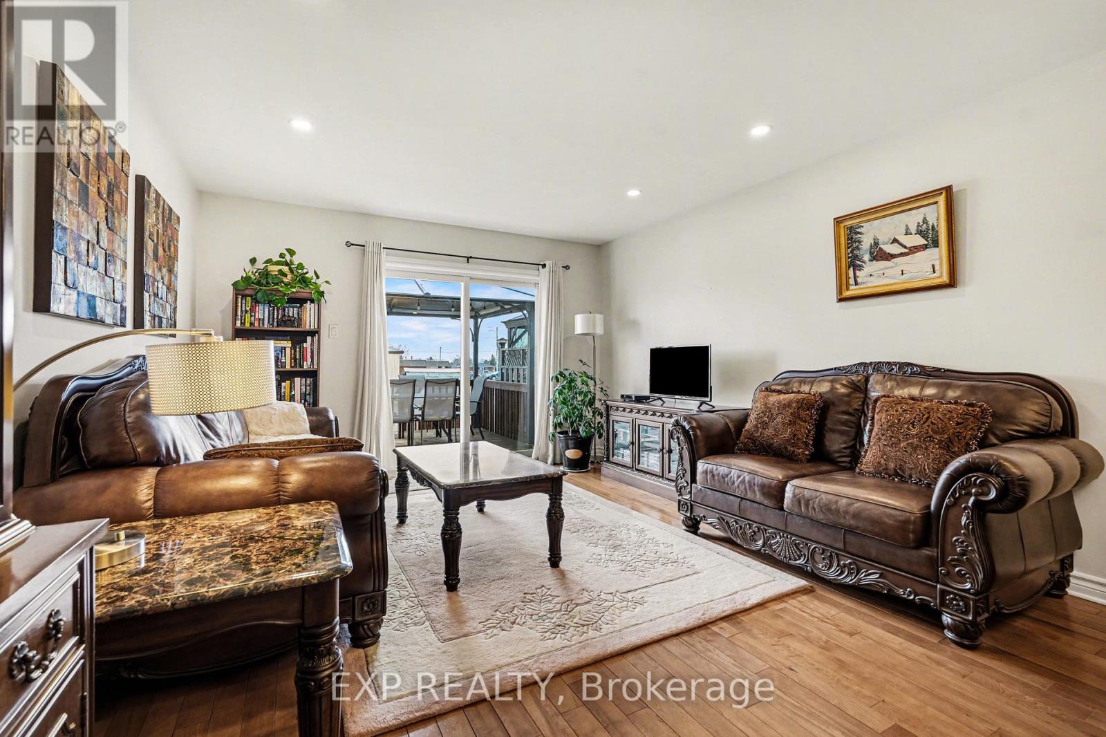 46 FRIEDAY STREET - 6