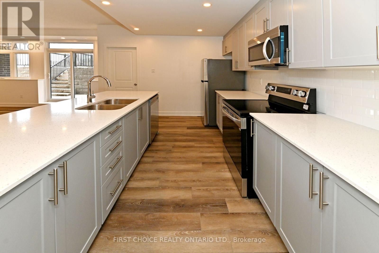 #K 410 ROLLING MEADOW CRESCENT - 14