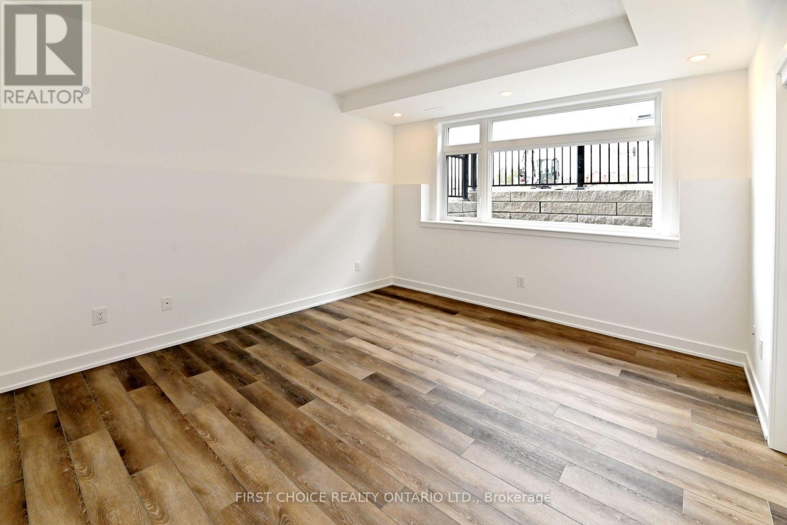 #K 410 ROLLING MEADOW CRESCENT - 17