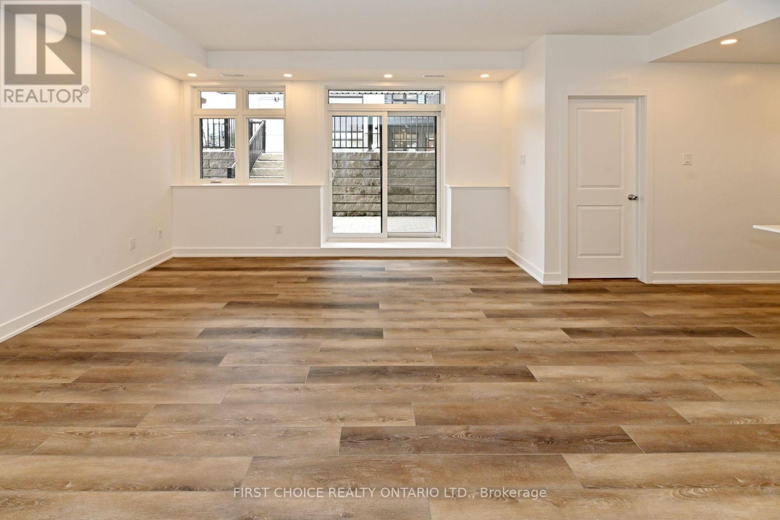 #K 410 ROLLING MEADOW CRESCENT - 6