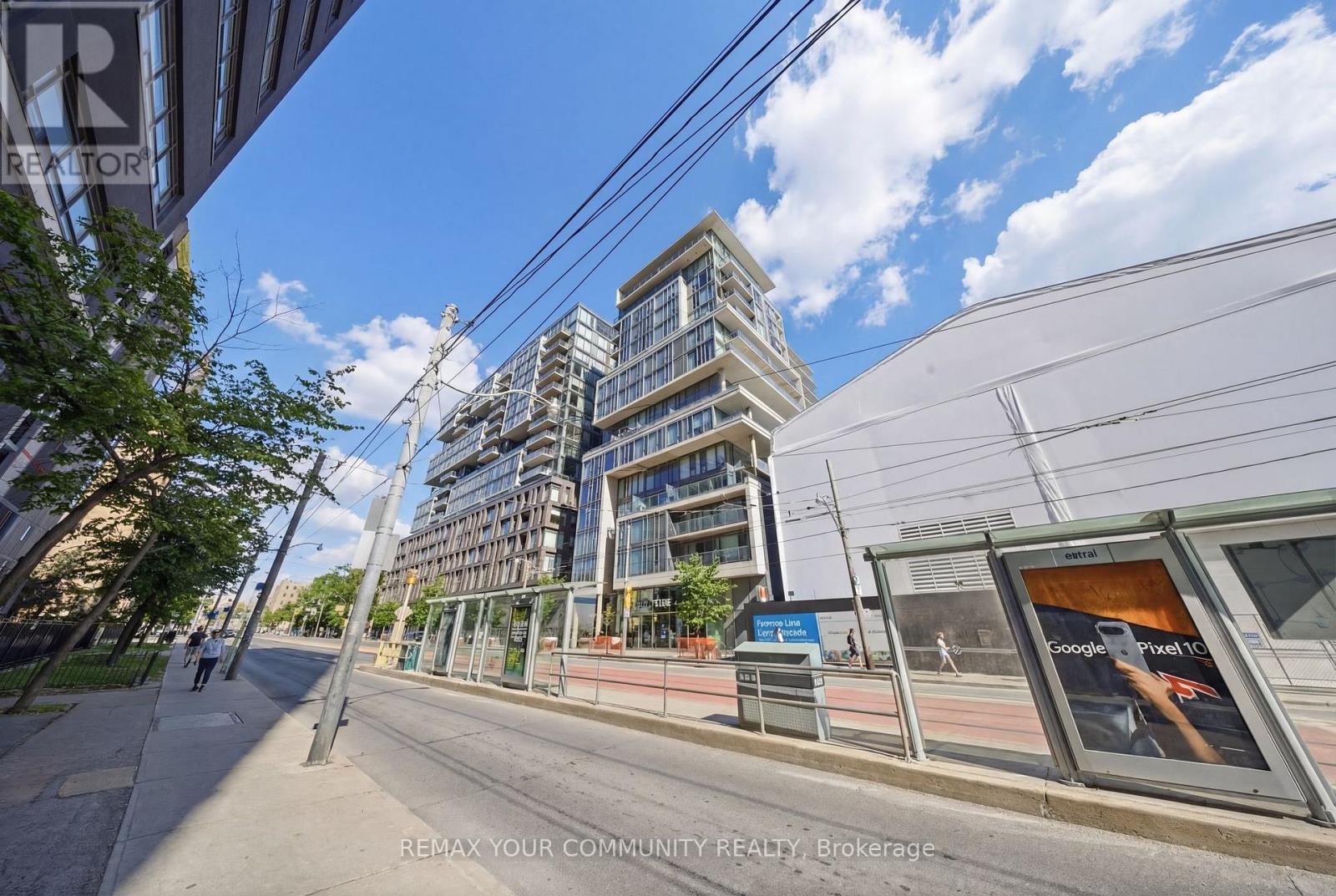 Listing photo of 1307 - 95 BATHURST STREET