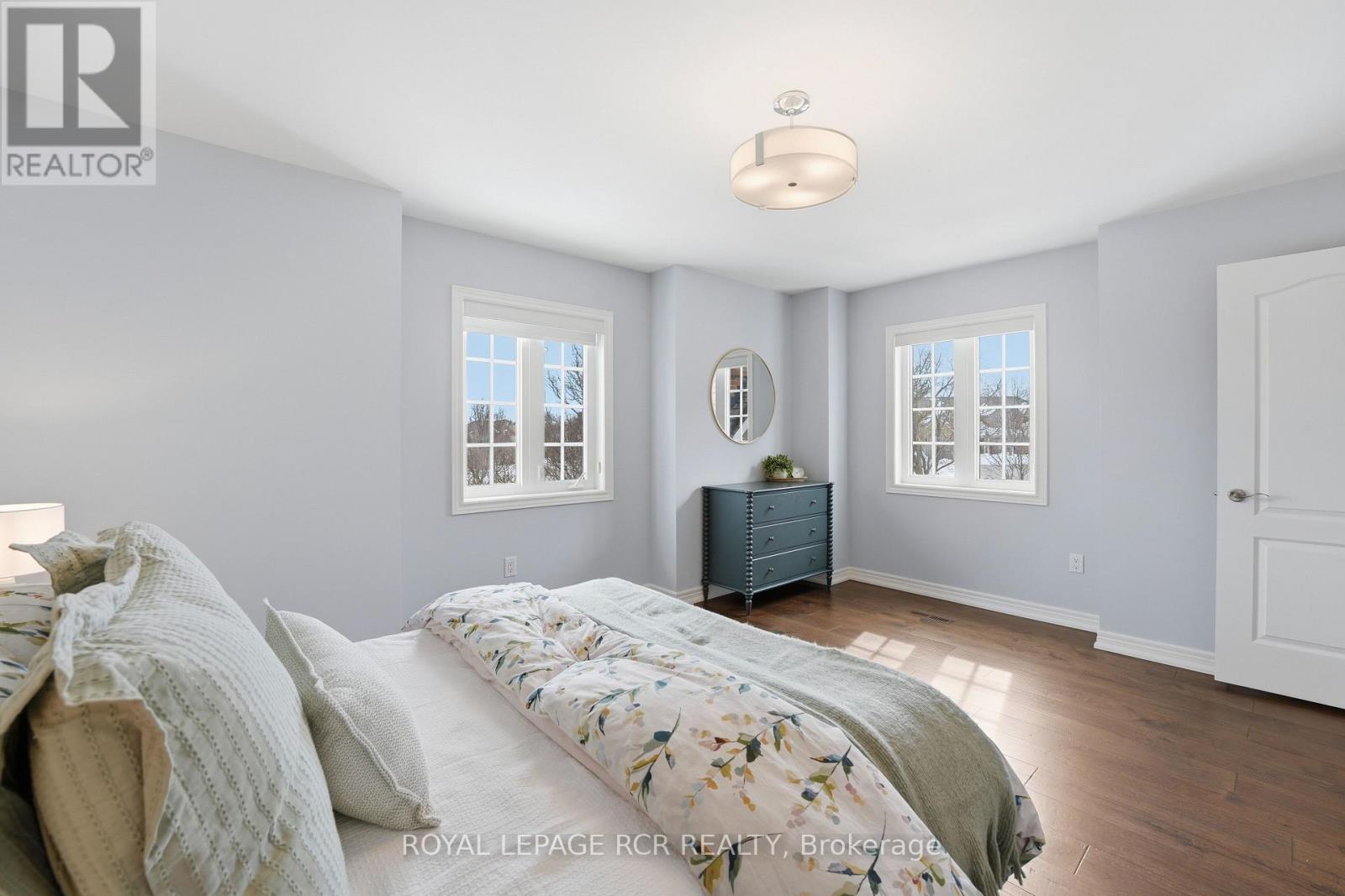 #107 16 BONNELL CRESCENT - 18