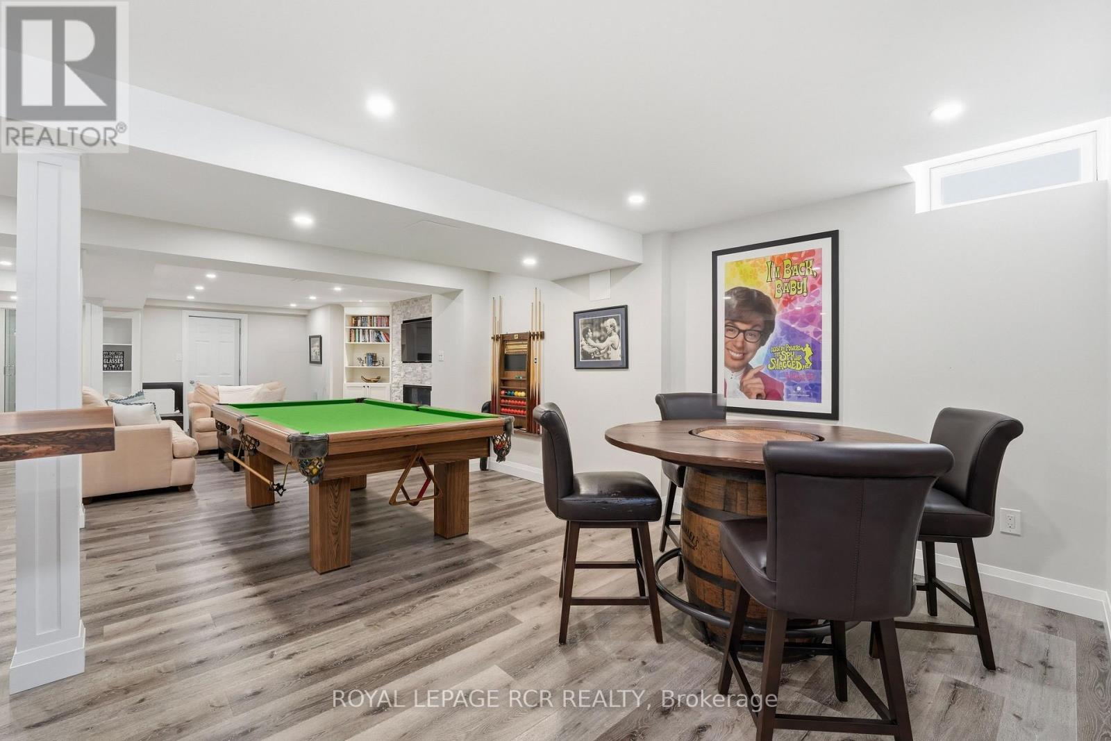 #107 16 BONNELL CRESCENT - 30