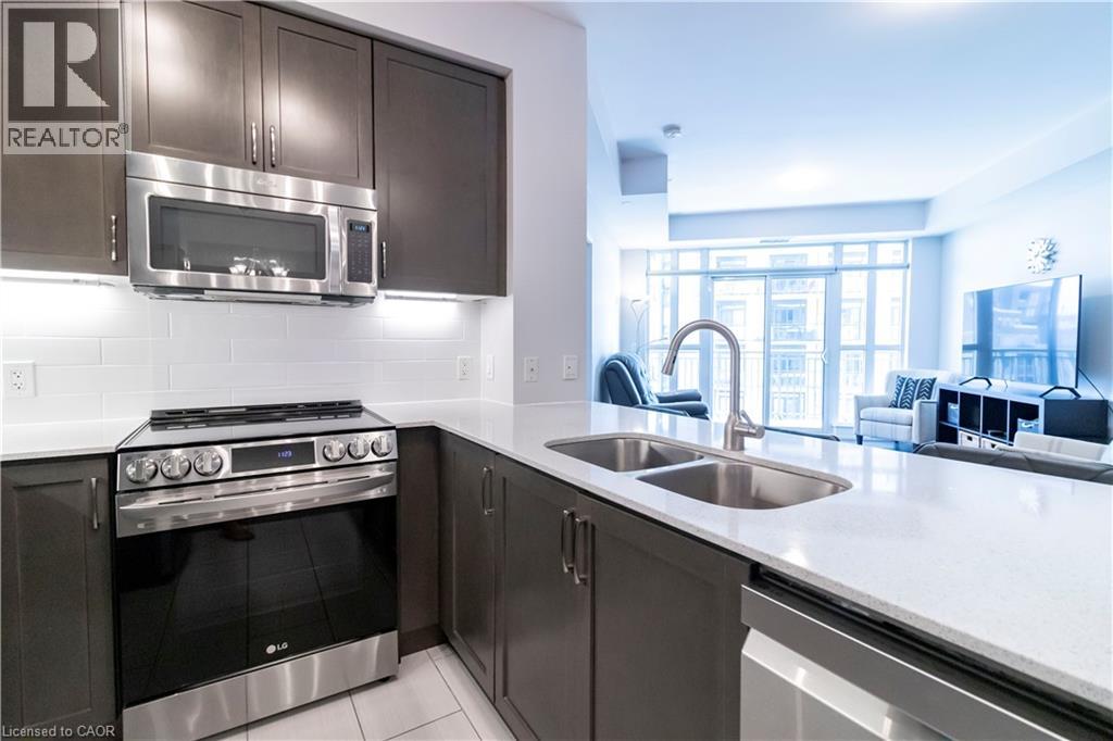 144 PARK Street Unit# 1310, Waterloo, Ontario, N2L0B6 — Photo 5