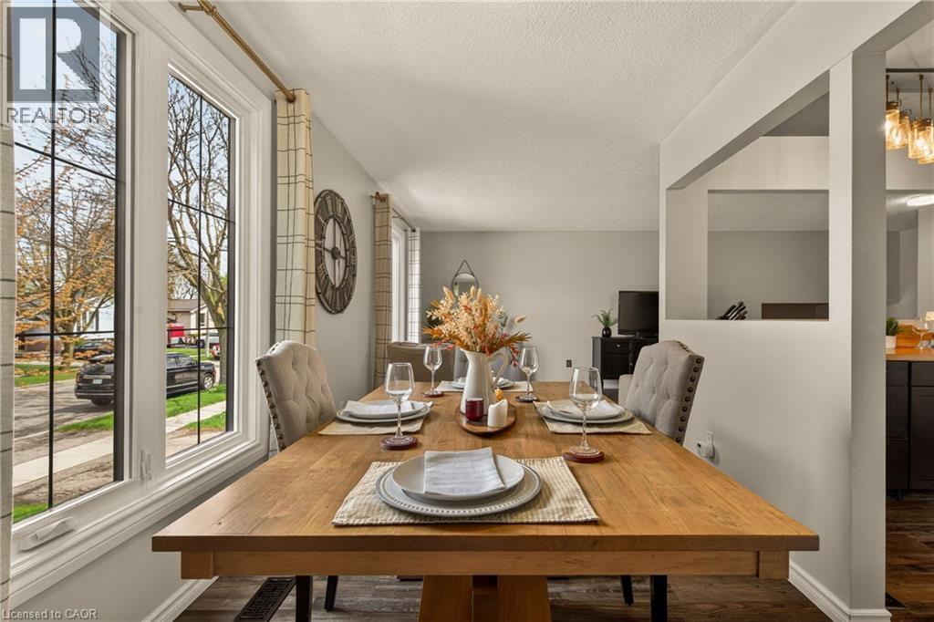 52 LATZER Crescent, Brantford, Ontario, N3V1E1 — Photo 36