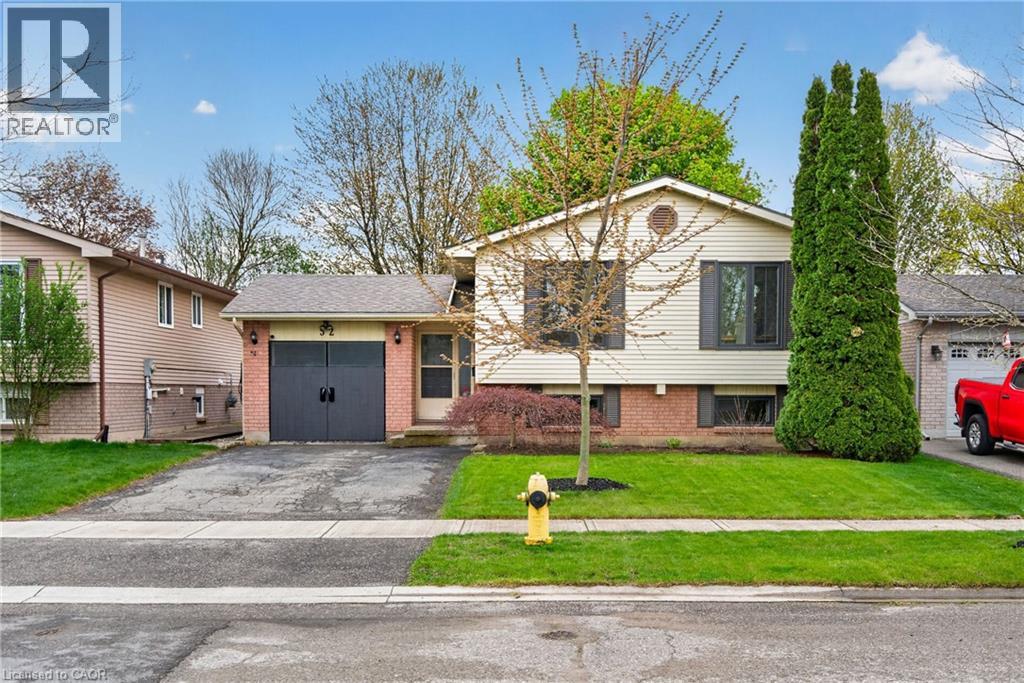52 LATZER Crescent, Brantford, Ontario, N3V1E1 — Photo 26