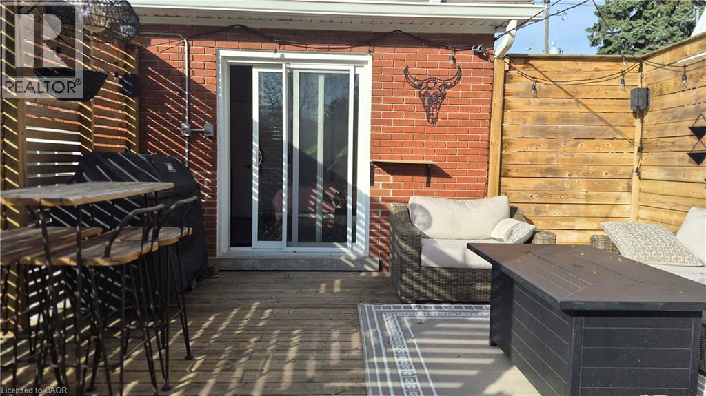 129 MOORE Avenue S, Waterloo, Ontario, N2J1X4 — Photo 22