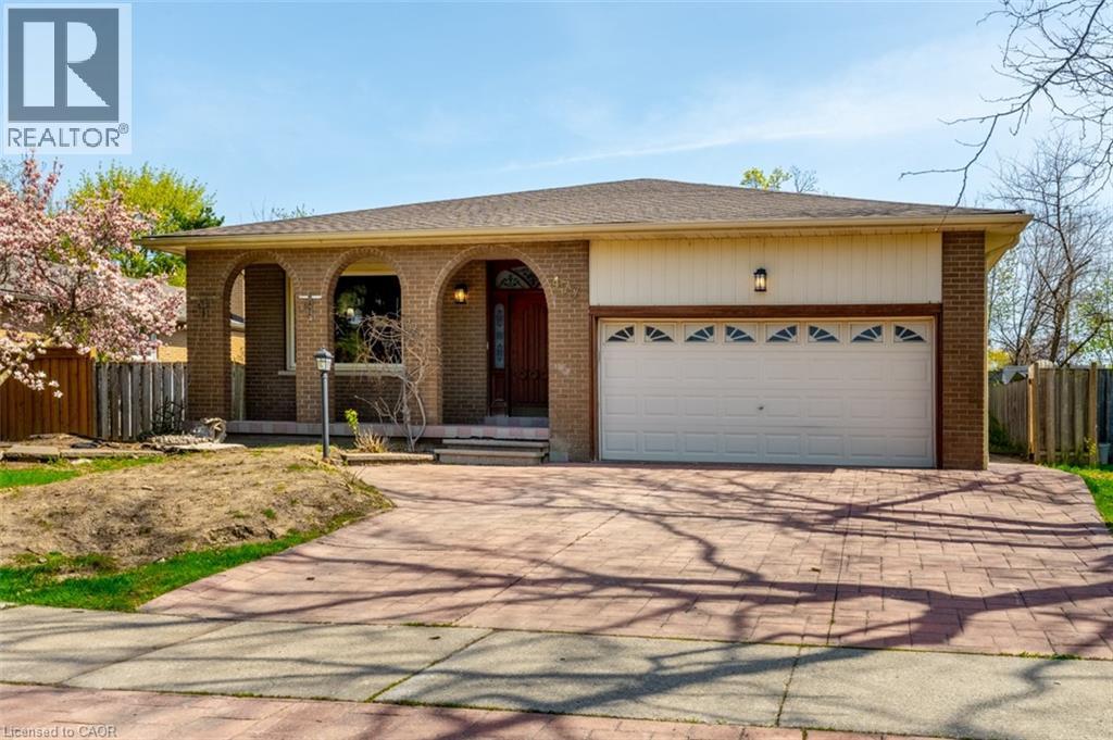 477 VALLEYVIEW Crescent Unit# B, Milton, Ontario, L9T3L3 — Photo 4
