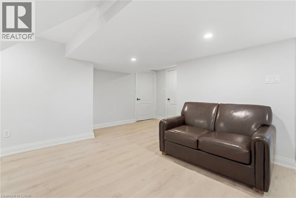 101 CORMAN Avenue, Stoney Creek, Ontario, L8G3W3 — Photo 14