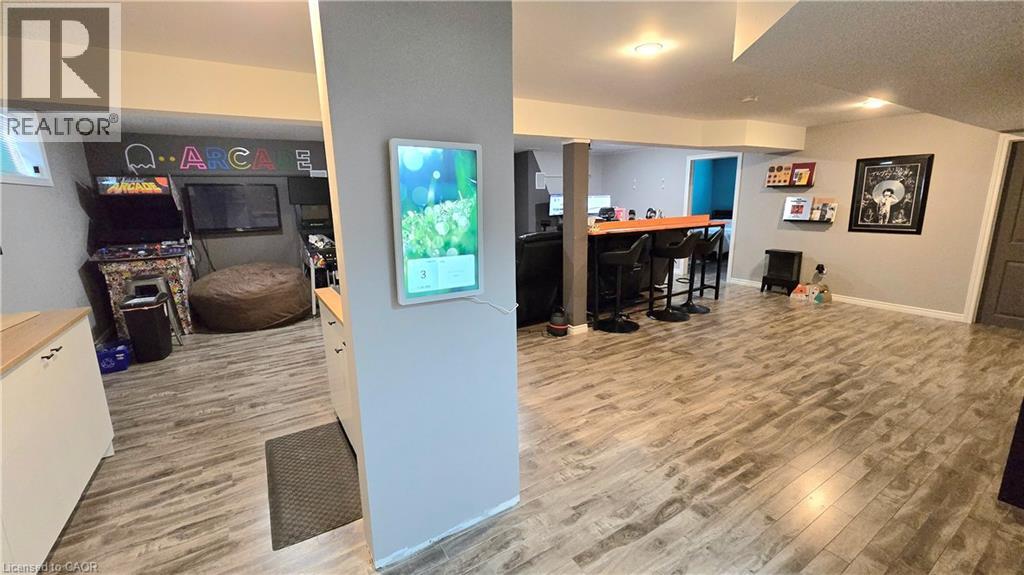62 DRIFTWOOD Drive - 22