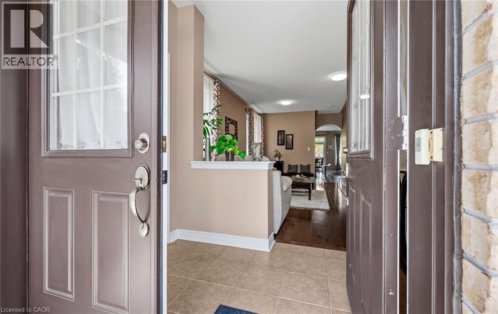 476 NAIRN Circle - 2