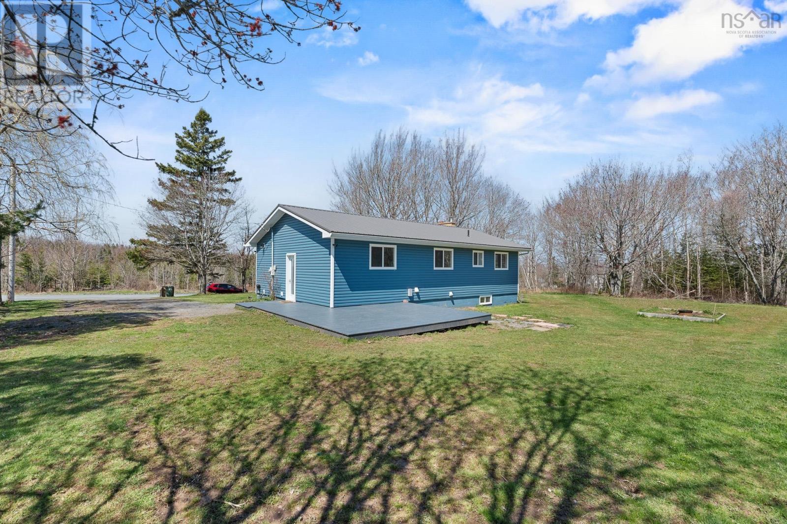 Property 20 of 39 of 544 Lake Road