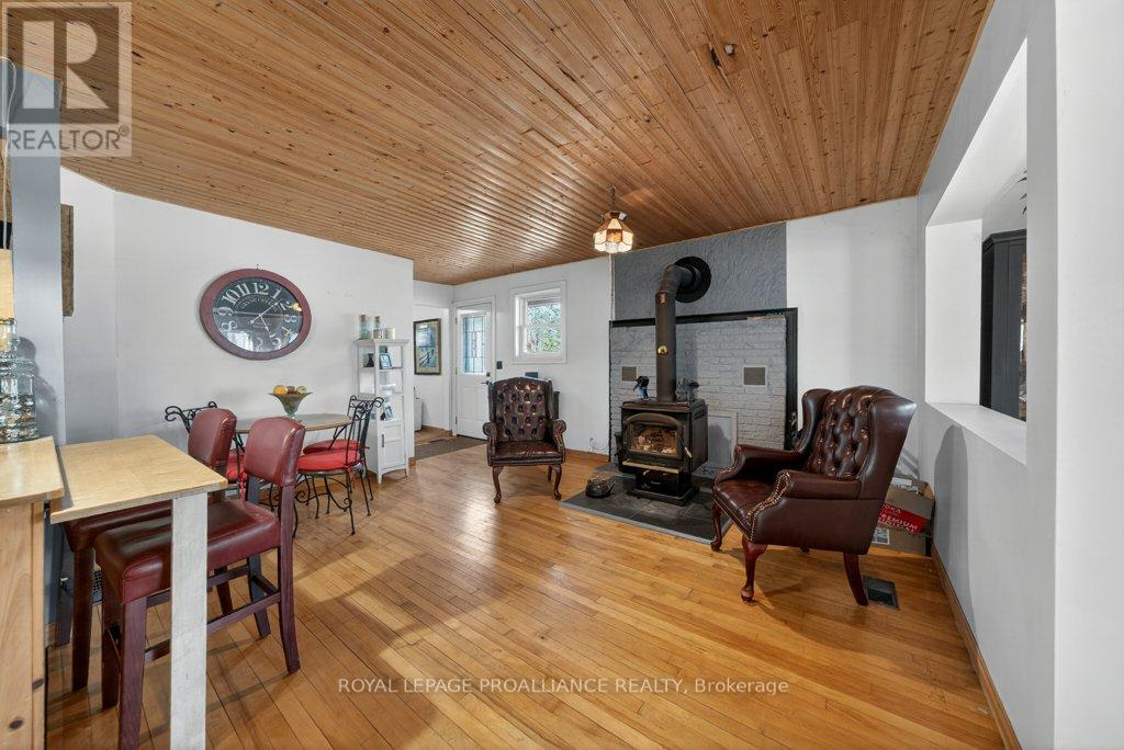 1205 HEAD ROAD - 10