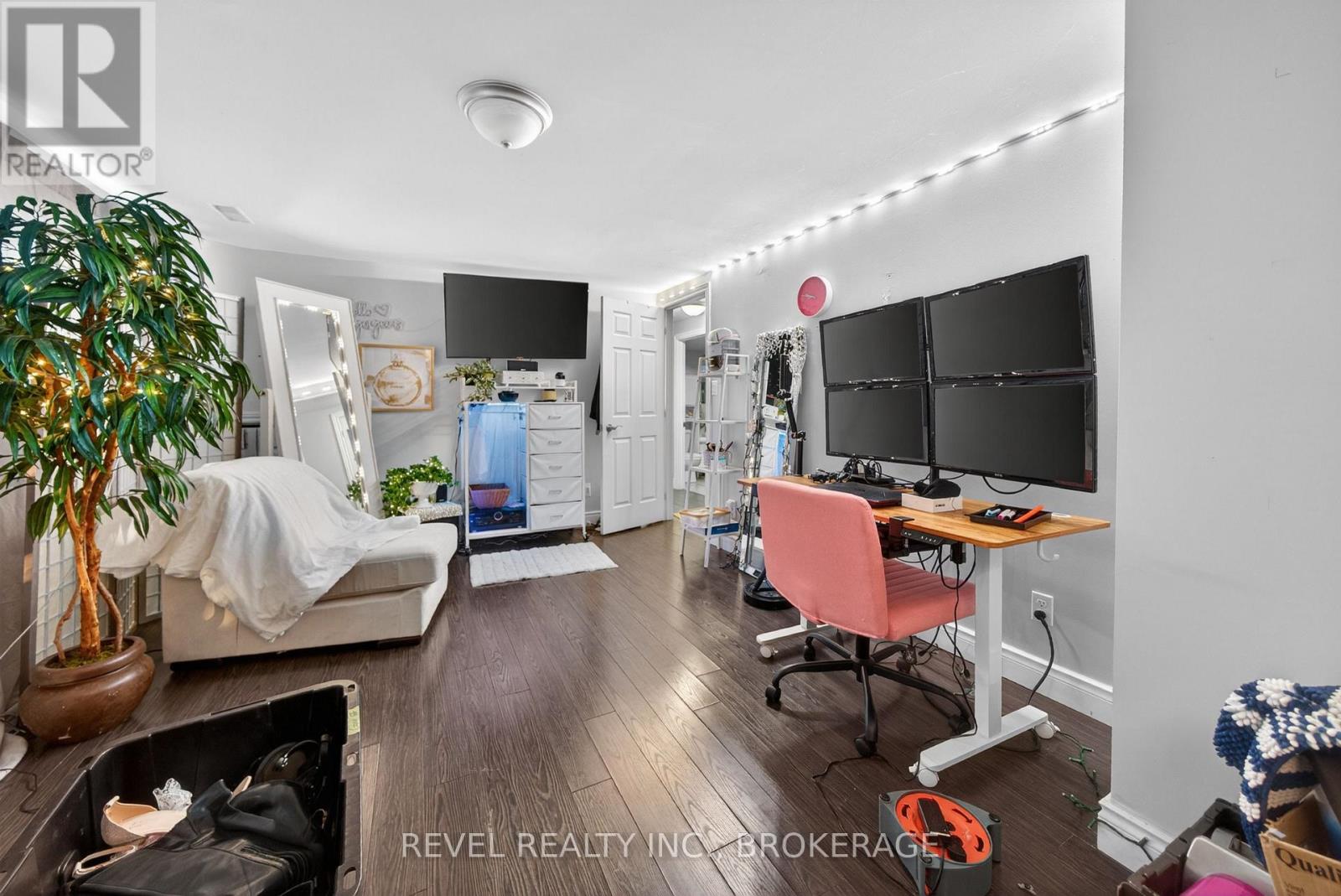 694 HIGH GATE PARK DRIVE - 25