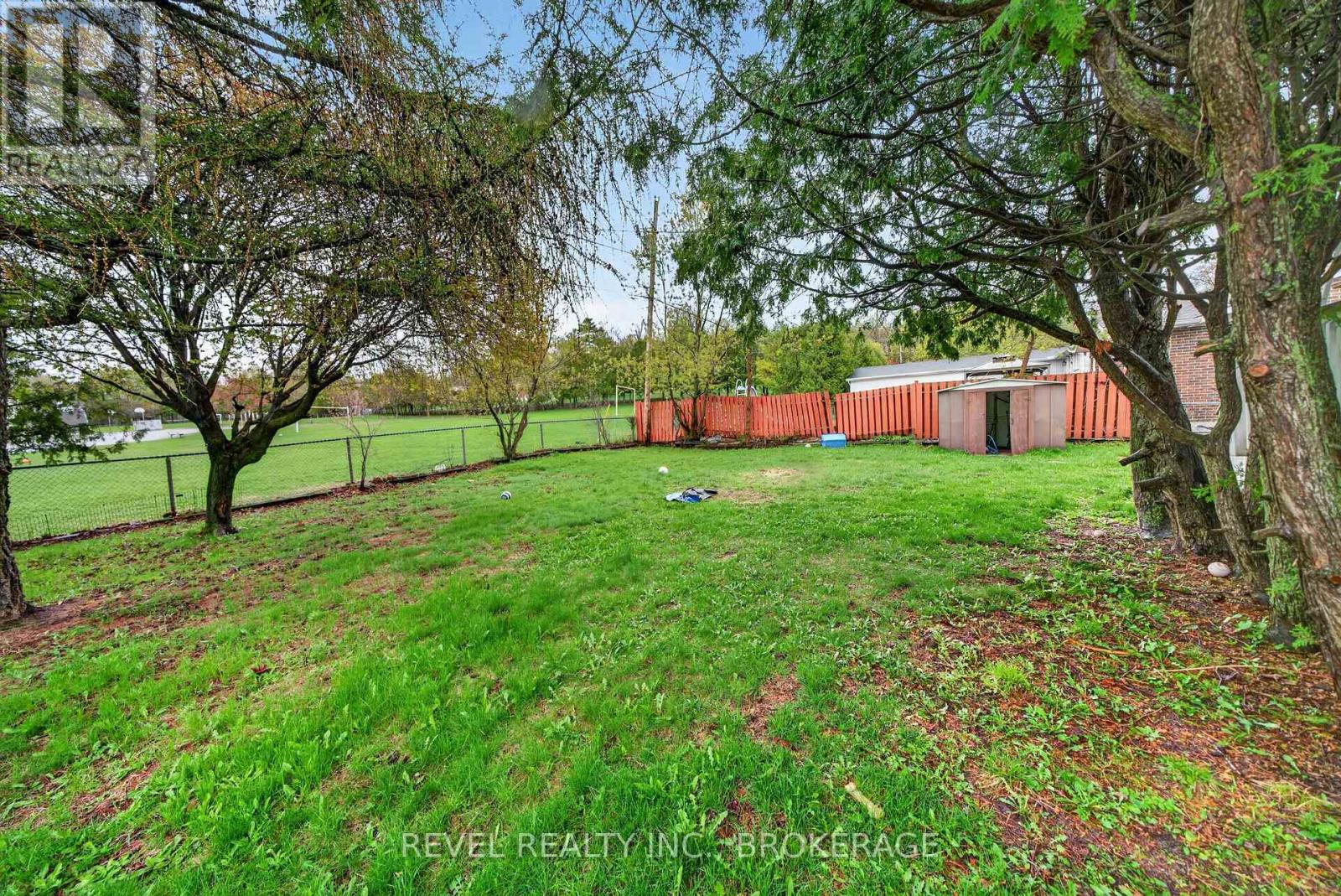 694 HIGH GATE PARK DRIVE - 30