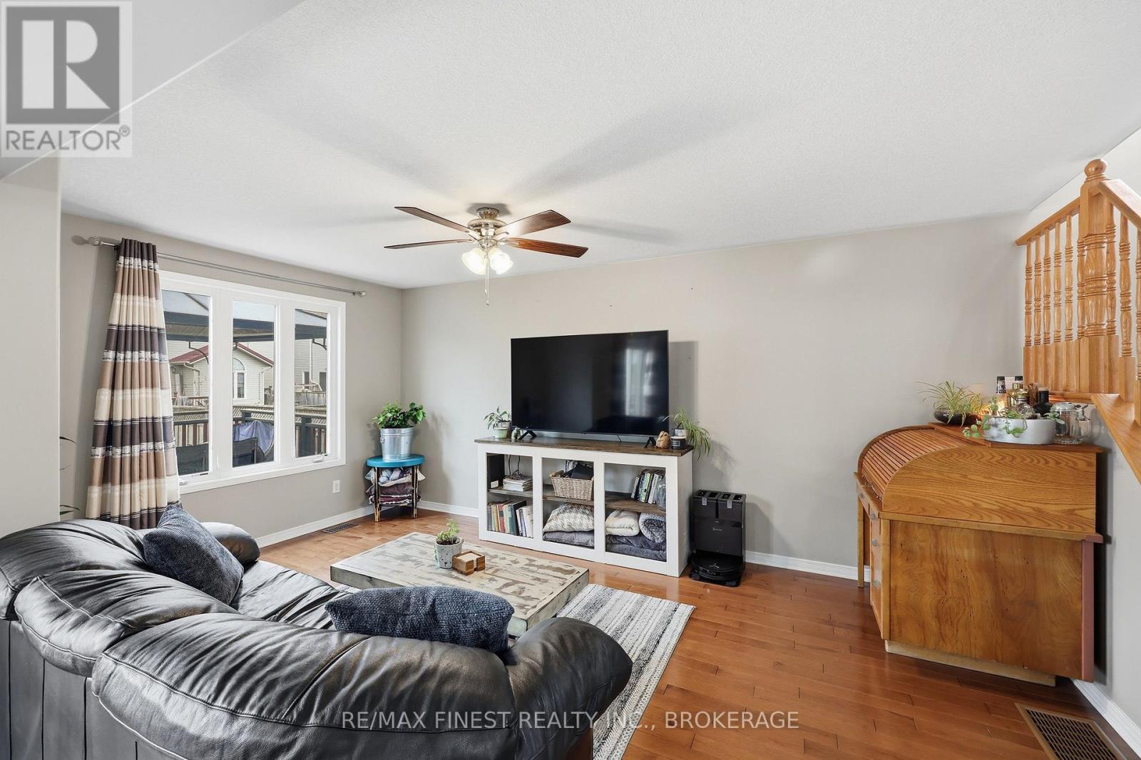 1466 ADAMS AVENUE - 15