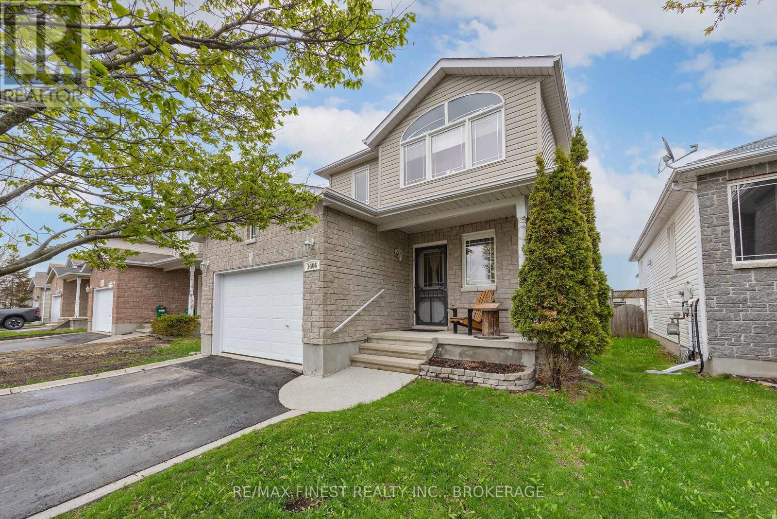 1466 ADAMS AVENUE - 4