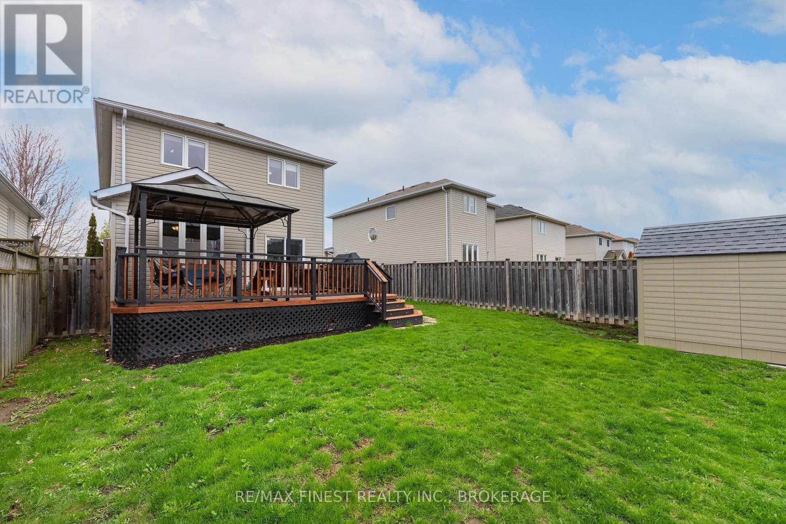 1466 ADAMS AVENUE - 40
