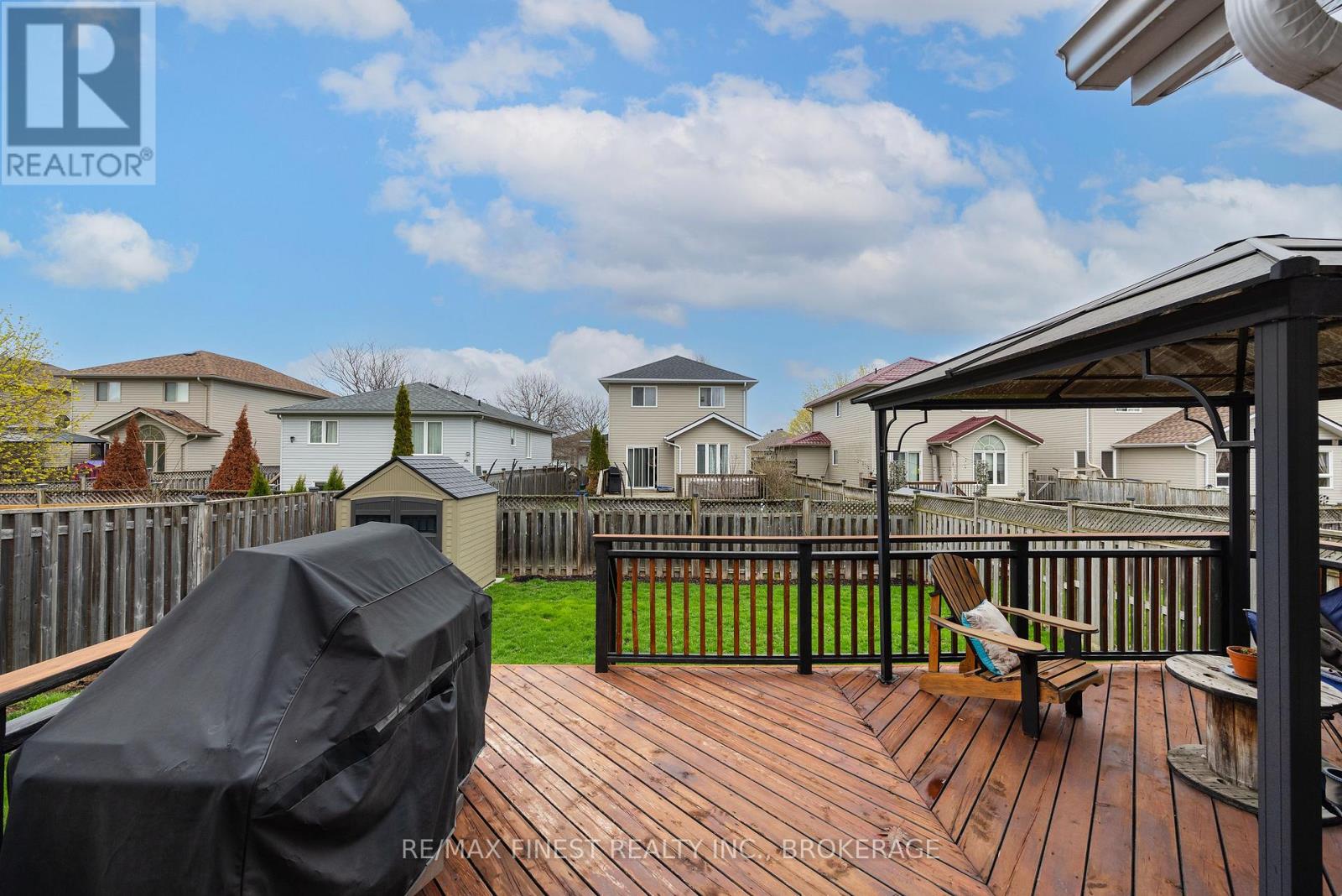 1466 ADAMS AVENUE - 35