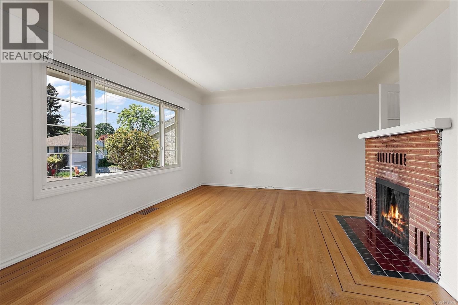 1290 Derby Rd - 12