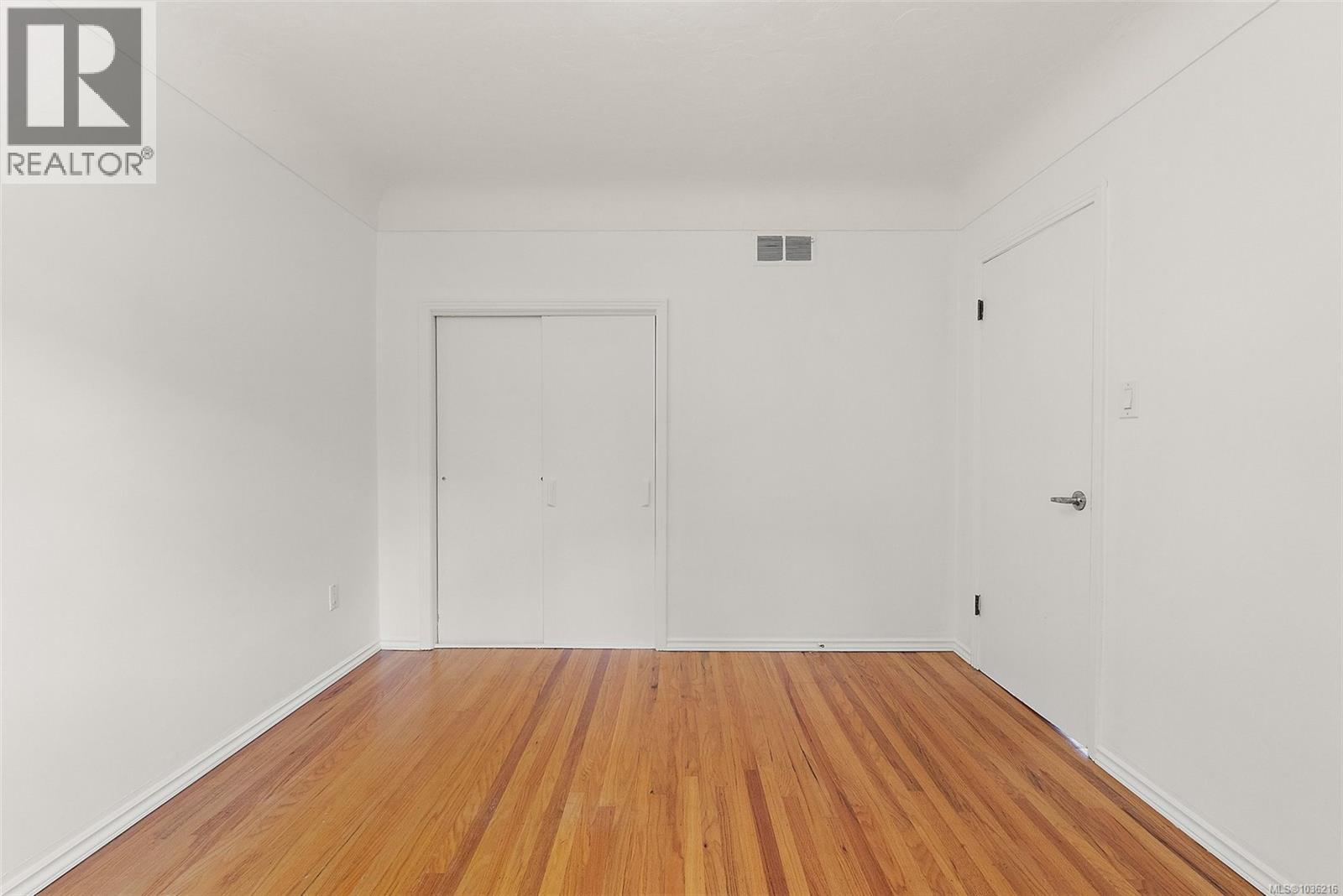 1290 Derby Rd - 15