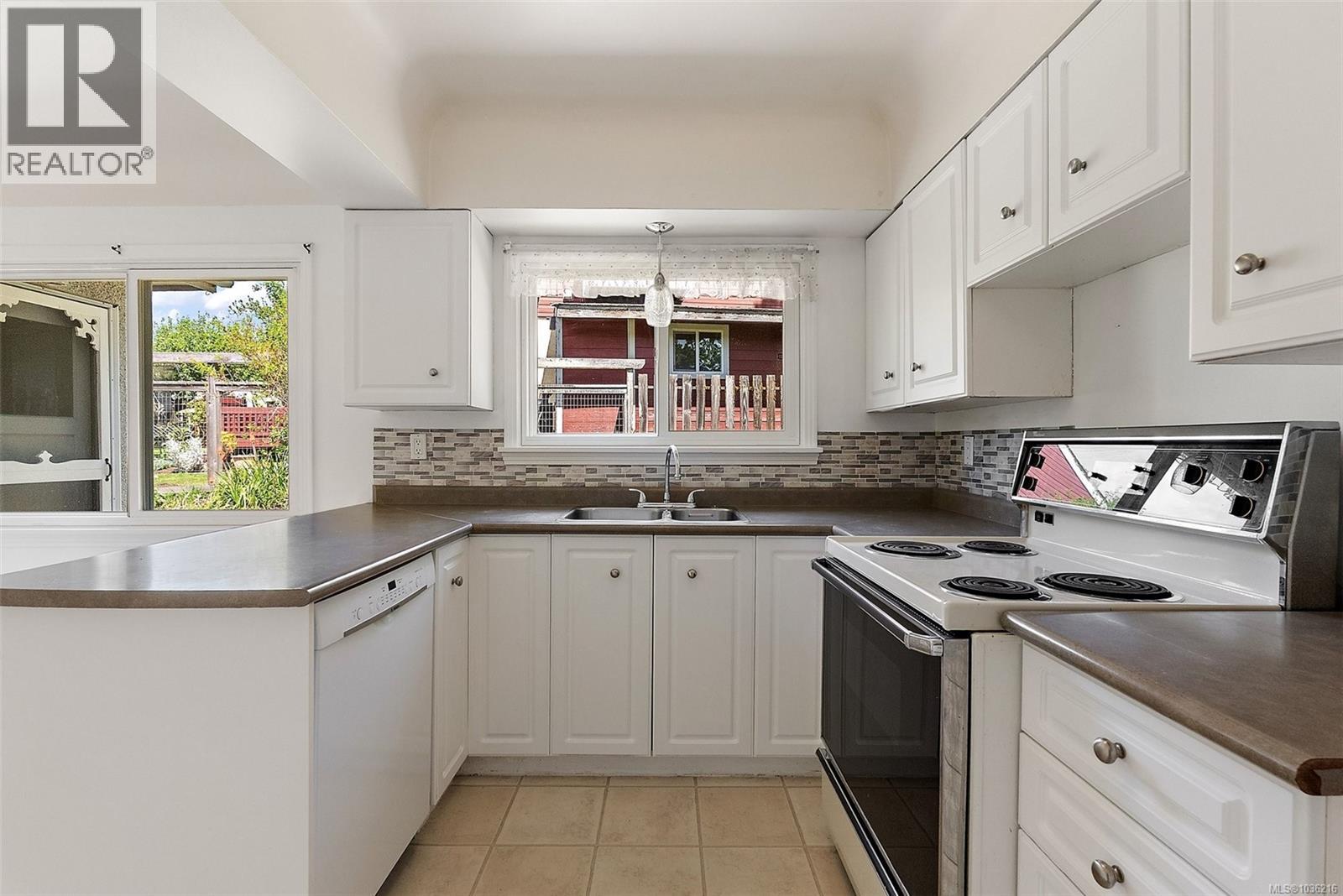 1290 Derby Rd - 16