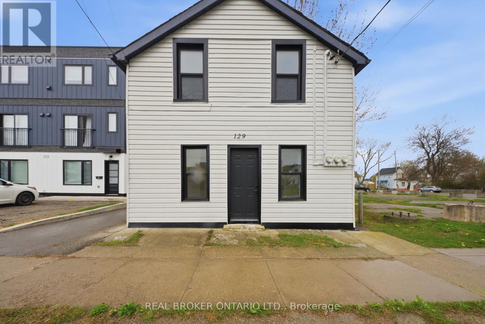 129 DURHAM STREET - 32