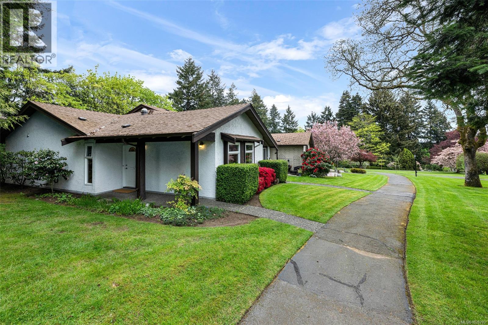 38 278 Island Hwy, View Royal