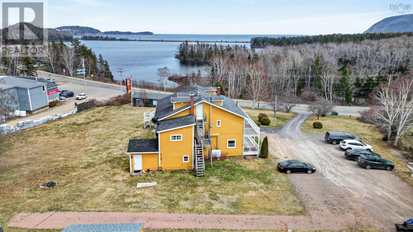 37706 Cabot Trail - 3