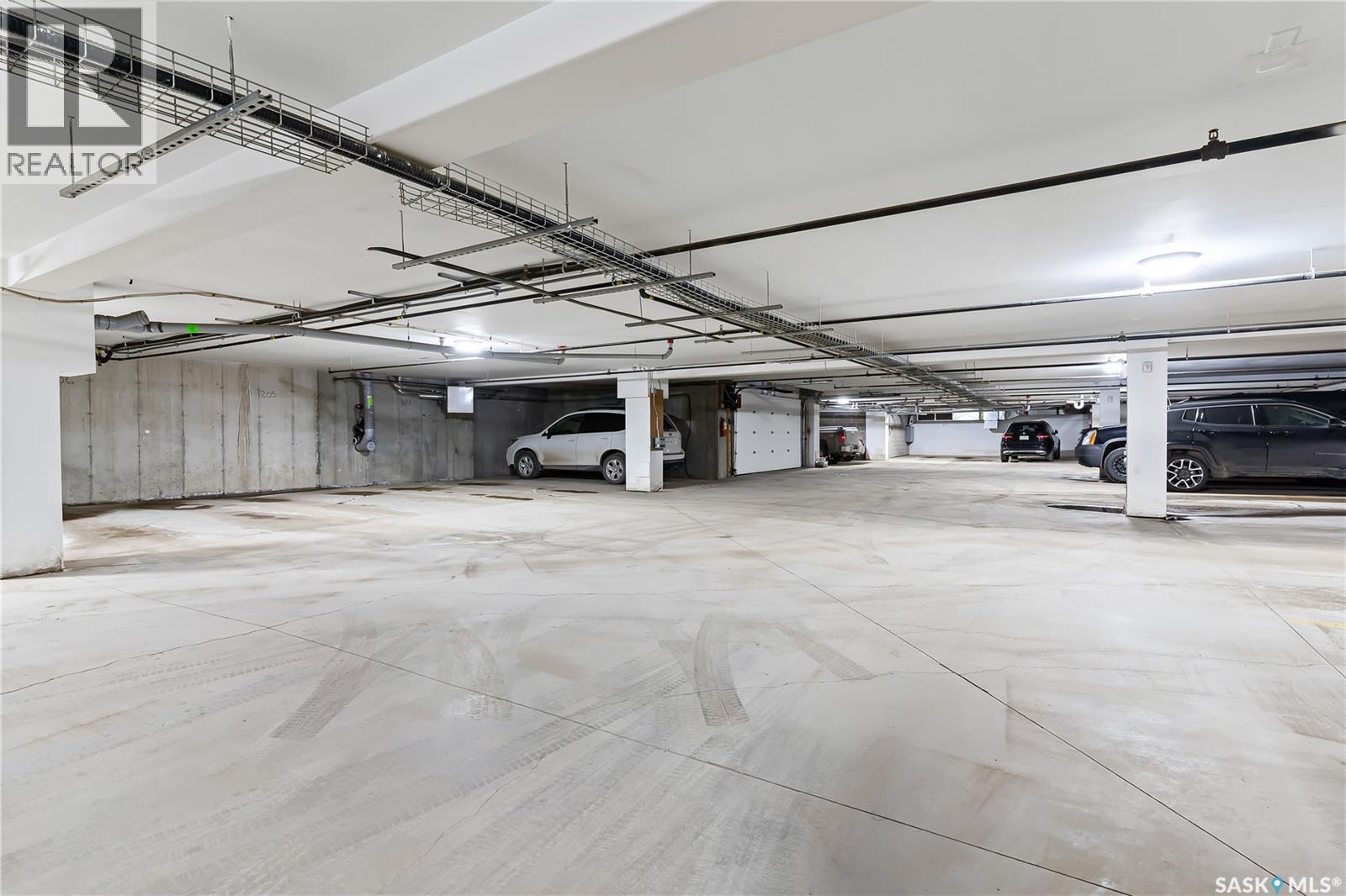 #311 1715 Badham BOULEVARD - 20
