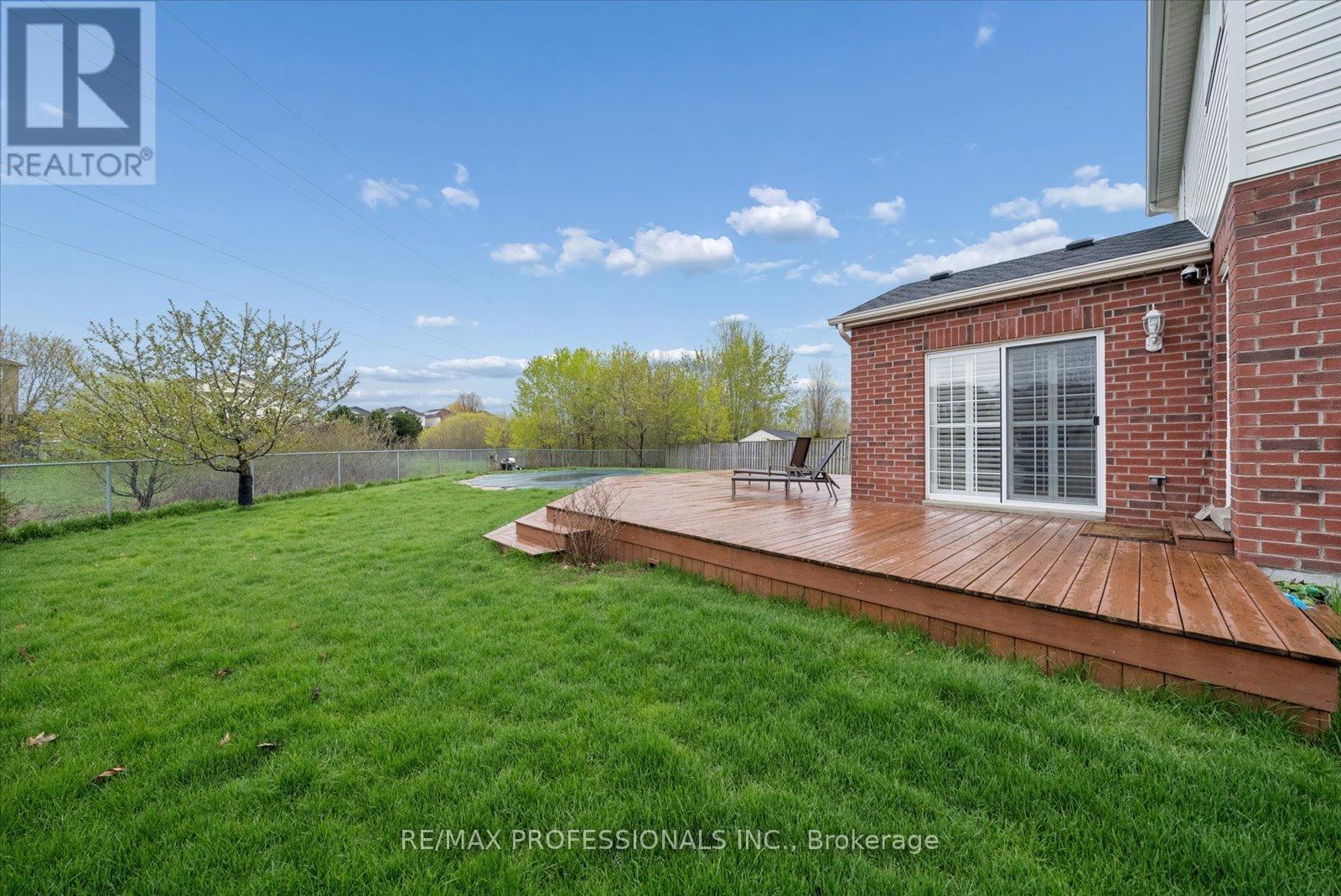 1649 NORTHFIELD AVENUE - 31