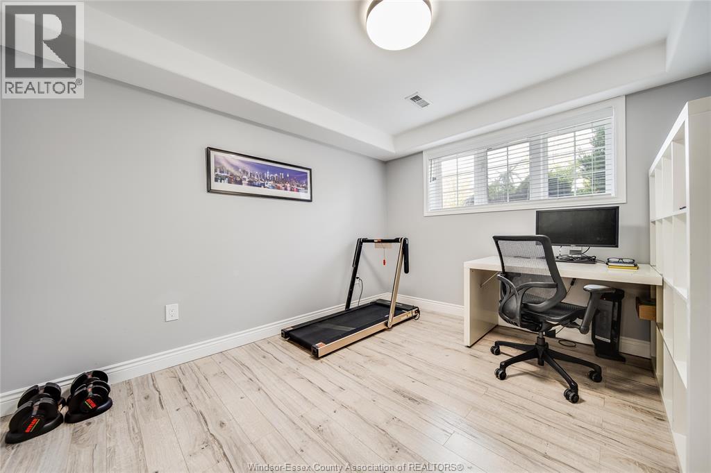 1032 FREDERICA AVENUE, Windsor, Ontario, N8P1V7 — Photo 29