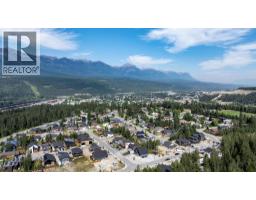 1526 Cedar Street, Golden, BC V0A1H0 Photo 15