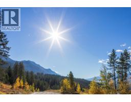 1526 Cedar Street, Golden, BC V0A1H0 Photo 19